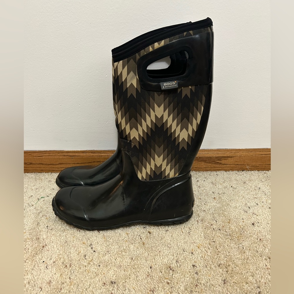 Women's Bogs Size 11 Rainboots